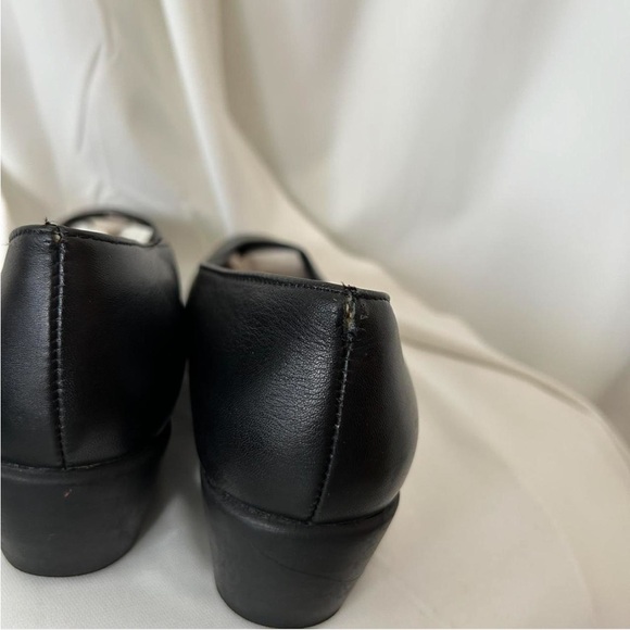 Vintage Black Valley Lane leather Upper slip-on loafers size 8M. - Picture 7 of 8